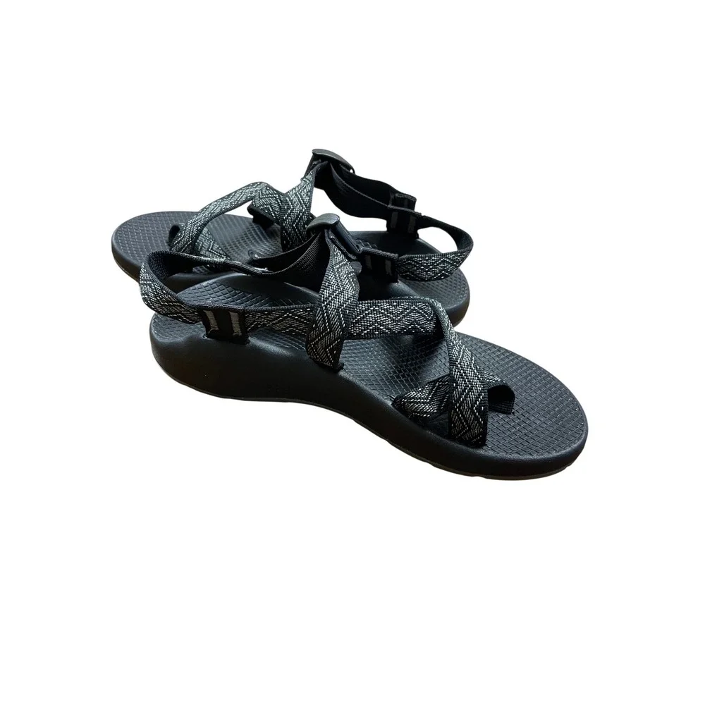 Chaco Z/Cloud 2 Sandals Women 9 Black White Strappy Toe Loop Hiking Gorpcore